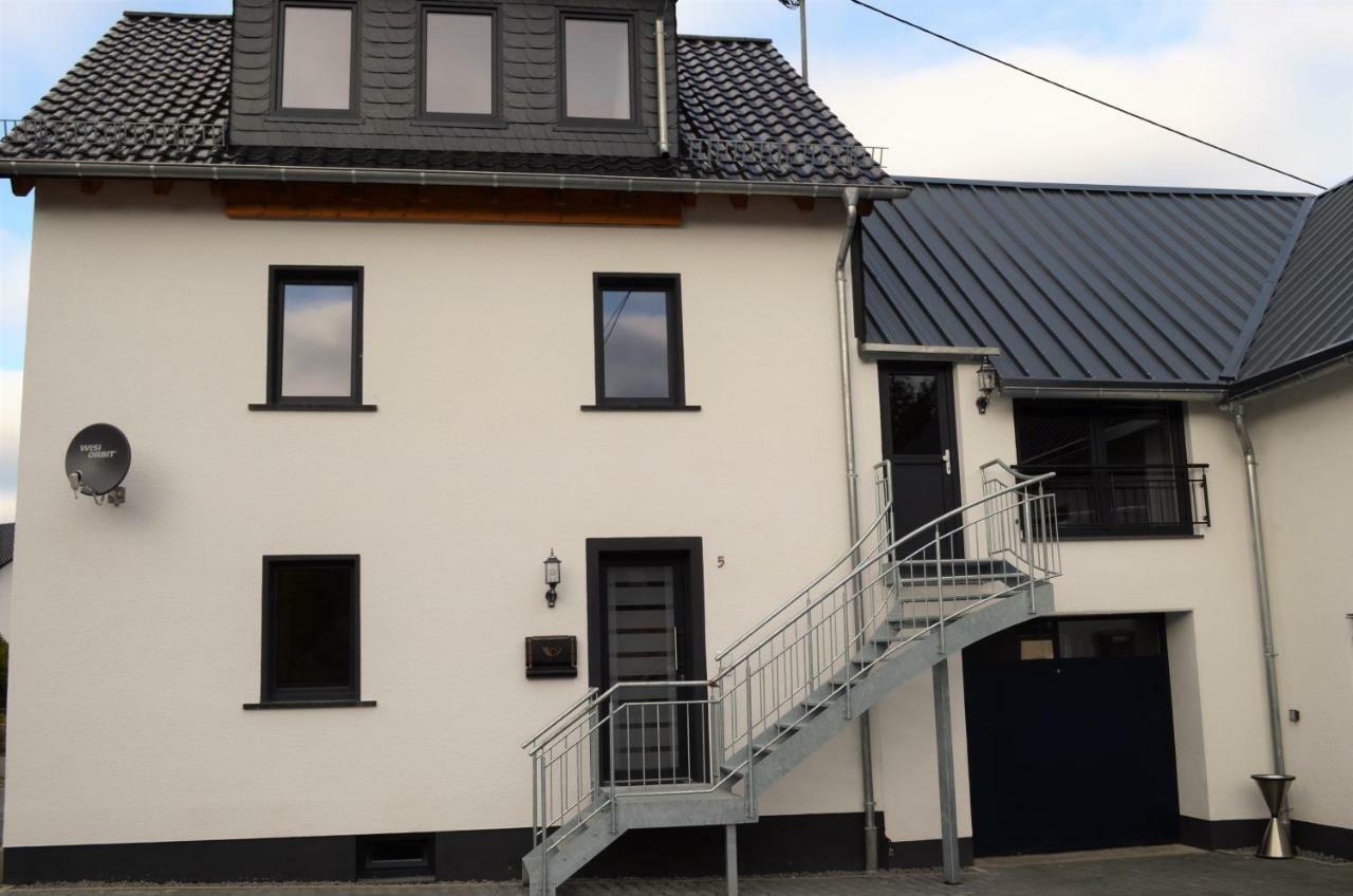 Beim Hooch "Traud" Apartman Brucktal Kültér fotó